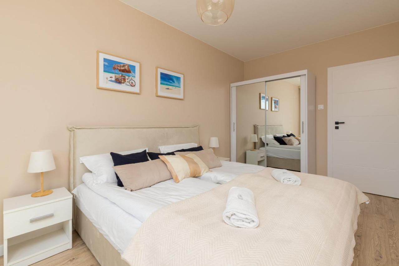 Apartament Sea Waves With Park View By Noclegi Renters Gdańsk Buitenkant foto